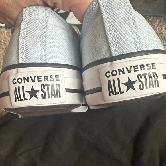 Two Pair Men’s 6 Converse Sky Blue and white Canvas Shoes - Picture 5 of 12